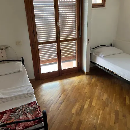 Apartamento Molto Vicino All'aeroporto Ea 10 Minuti Dal Centro Citta *