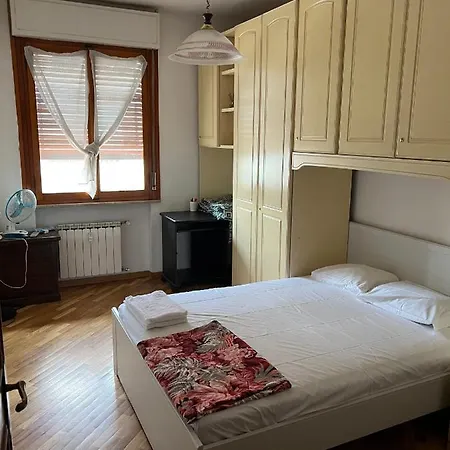 Apartamento Molto Vicino All'aeroporto Ea 10 Minuti Dal Centro Citta Florença